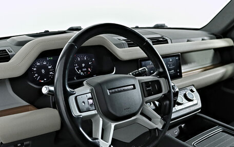 Land Rover Defender II, 2021 год, 4 150 000 рублей, 22 фотография