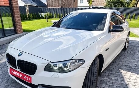 BMW 5 серия, 2015 год, 1 530 000 рублей, 2 фотография