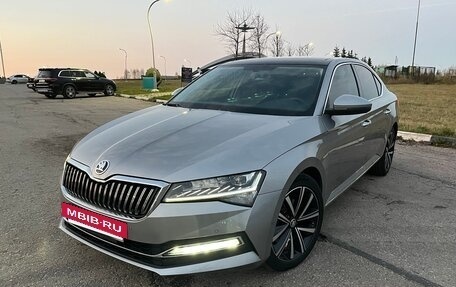 Skoda Superb III рестайлинг, 2025 год, 3 200 000 рублей, 26 фотография
