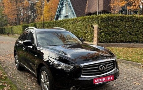 Infiniti QX70, 2014 год, 2 400 000 рублей, 5 фотография
