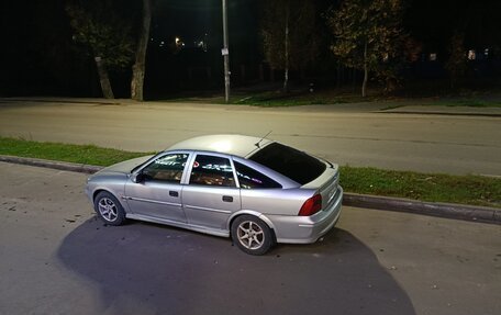 Opel Vectra B рестайлинг, 2001 год, 223 000 рублей, 9 фотография