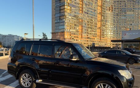 Mitsubishi Pajero IV рестайлинг 2, 2011 год, 2 000 000 рублей, 3 фотография