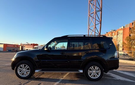 Mitsubishi Pajero IV рестайлинг 2, 2011 год, 2 000 000 рублей, 8 фотография