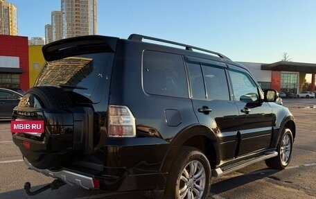 Mitsubishi Pajero IV рестайлинг 2, 2011 год, 2 000 000 рублей, 4 фотография
