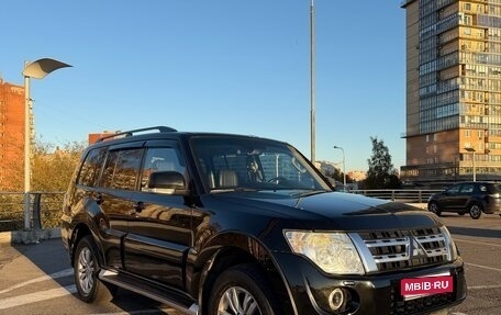 Mitsubishi Pajero IV рестайлинг 2, 2011 год, 2 000 000 рублей, 1 фотография