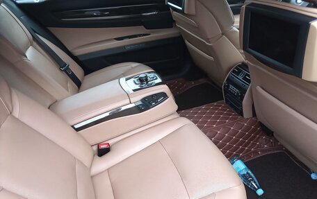 BMW 7 серия, 2010 год, 750 000 рублей, 15 фотография