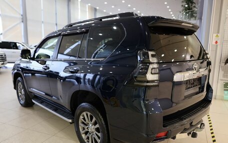 Toyota Land Cruiser Prado 150 рестайлинг, 2019 год, 5 200 000 рублей, 7 фотография