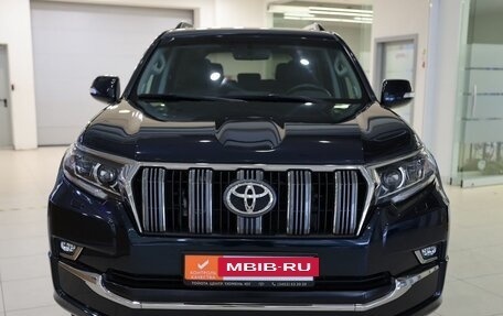Toyota Land Cruiser Prado 150 рестайлинг, 2019 год, 5 200 000 рублей, 2 фотография