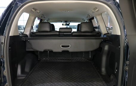 Toyota Land Cruiser Prado 150 рестайлинг, 2019 год, 5 200 000 рублей, 12 фотография