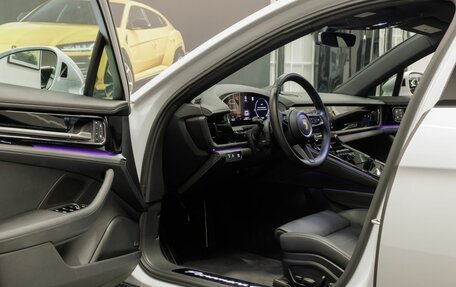Porsche Panamera, 2024 год, 14 990 000 рублей, 18 фотография
