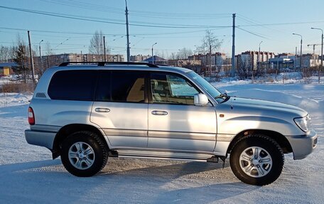 Toyota Land Cruiser 100 рестайлинг 2, 2006 год, 2 850 000 рублей, 15 фотография