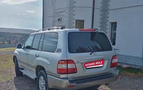 Toyota Land Cruiser 100 рестайлинг 2, 2006 год, 2 850 000 рублей, 4 фотография