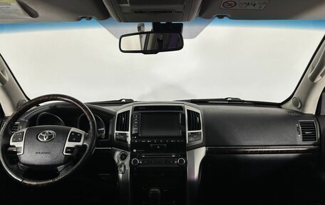 Toyota Land Cruiser 200, 2014 год, 3 200 000 рублей, 7 фотография