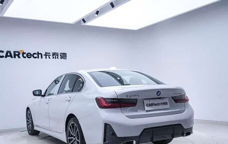 BMW 3 серия, 2022 год, 2 800 000 рублей, 12 фотография