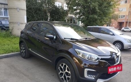 Renault Kaptur I рестайлинг, 2018 год, 1 400 000 рублей, 2 фотография