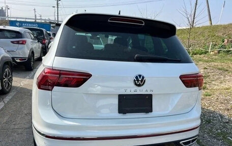 Volkswagen Tiguan II, 2022 год, 2 312 008 рублей, 4 фотография