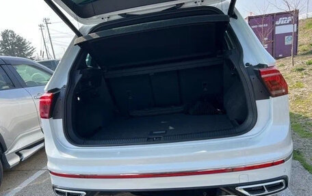 Volkswagen Tiguan II, 2022 год, 2 312 008 рублей, 13 фотография