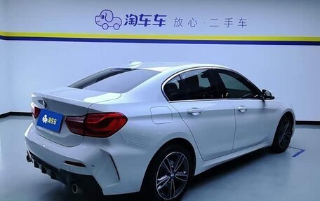 BMW 1 серия, 2023 год, 1 560 000 рублей, 3 фотография
