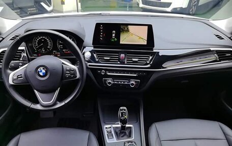 BMW 1 серия, 2023 год, 1 560 000 рублей, 7 фотография