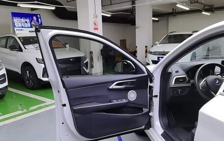 BMW 1 серия, 2023 год, 1 560 000 рублей, 13 фотография