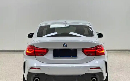 BMW 1 серия, 2022 год, 1 530 000 рублей, 6 фотография