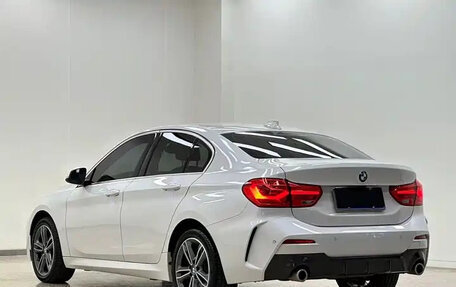 BMW 1 серия, 2022 год, 1 530 000 рублей, 7 фотография