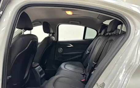 BMW 1 серия, 2022 год, 1 530 000 рублей, 10 фотография