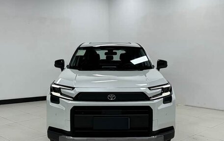Toyota RAV4, 2026 год, 4 600 000 рублей, 2 фотография