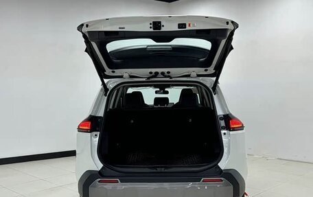 Toyota RAV4, 2026 год, 4 600 000 рублей, 6 фотография