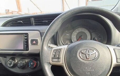 Toyota Vitz, 2016 год, 1 097 000 рублей, 5 фотография