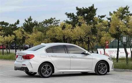 BMW 1 серия, 2022 год, 1 390 000 рублей, 6 фотография