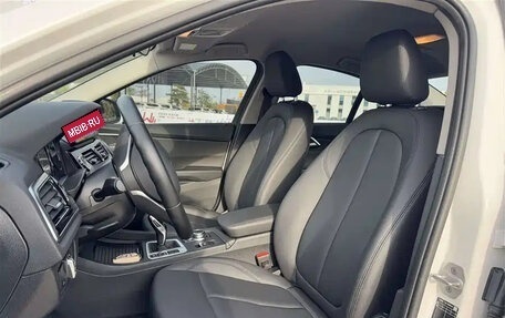 BMW 1 серия, 2022 год, 1 390 000 рублей, 7 фотография