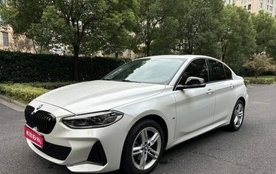 BMW 1 серия, 2023 год, 1 800 000 рублей, 1 фотография