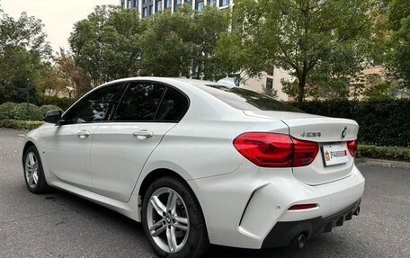BMW 1 серия, 2023 год, 1 800 000 рублей, 4 фотография