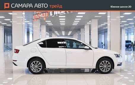 Skoda Octavia, 2023 год, 1 958 000 рублей, 5 фотография