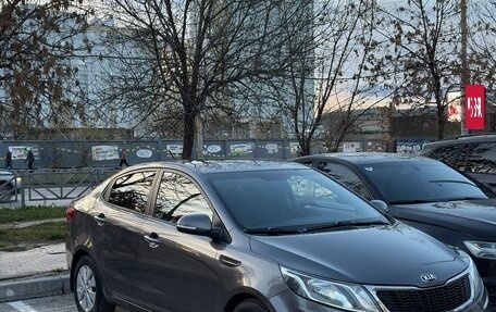 KIA Rio III рестайлинг, 2014 год, 880 000 рублей, 6 фотография
