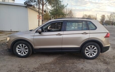 Volkswagen Tiguan II, 2017 год, 1 200 000 рублей, 2 фотография