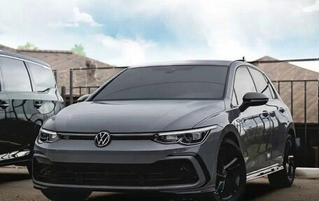 Volkswagen Golf VIII, 2022 год, 2 160 000 рублей, 1 фотография