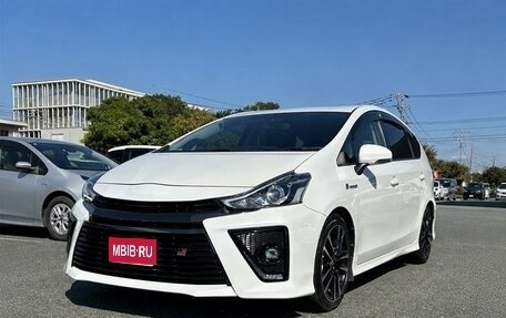 Toyota Prius Alpha I (ZVW40/41), 2021 год, 1 595 000 рублей, 1 фотография
