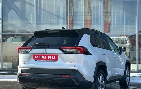 Toyota RAV4, 2022 год, 3 485 000 рублей, 4 фотография
