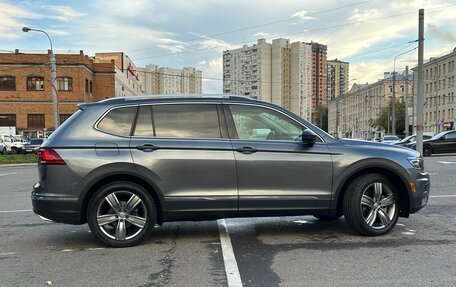 Volkswagen Tiguan II, 2018 год, 2 750 000 рублей, 8 фотография