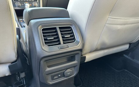 Volkswagen Tiguan II, 2018 год, 2 750 000 рублей, 14 фотография
