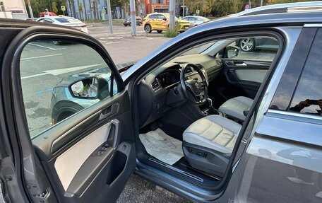Volkswagen Tiguan II, 2018 год, 2 750 000 рублей, 11 фотография