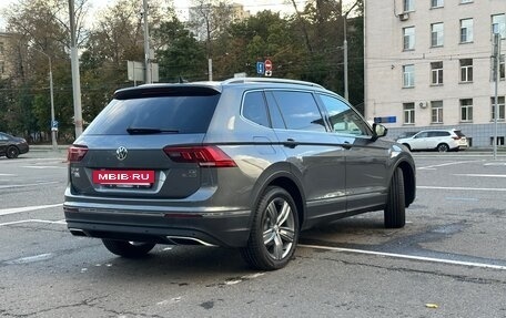 Volkswagen Tiguan II, 2018 год, 2 750 000 рублей, 9 фотография