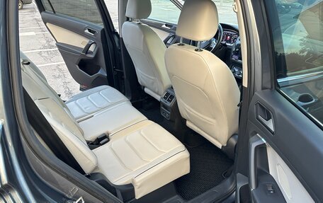 Volkswagen Tiguan II, 2018 год, 2 750 000 рублей, 17 фотография