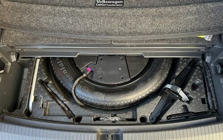 Volkswagen Tiguan II, 2018 год, 2 750 000 рублей, 28 фотография