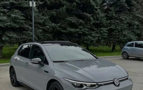 Volkswagen Golf VIII, 2022 год, 2 160 000 рублей, 2 фотография