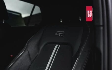 Volkswagen Golf VIII, 2022 год, 2 160 000 рублей, 13 фотография