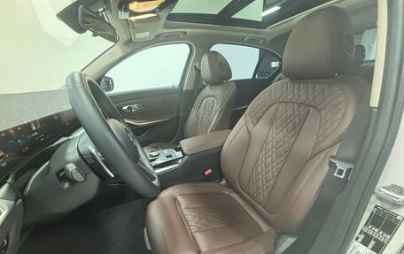 BMW 3 серия, 2023 год, 3 420 000 рублей, 10 фотография