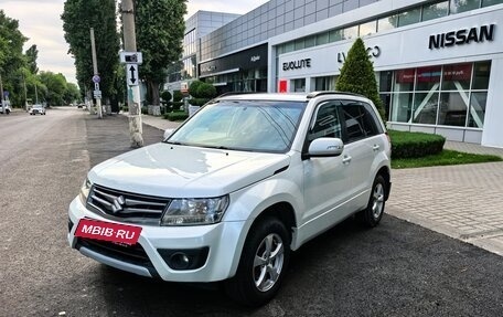 Suzuki Grand Vitara, 2012 год, 580 000 рублей, 2 фотография